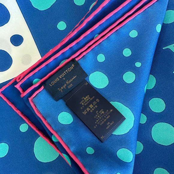 Brand New Louis Vuitton x Yayoi Kusama Silk Scarf - Picture 4 of 7